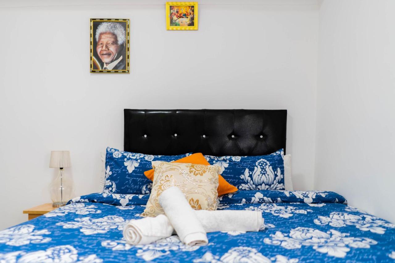 Albrine Lodge Белвилл Экстерьер фото